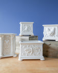 Simon | White Box Collection
