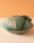 English | Fern Pod Bird House