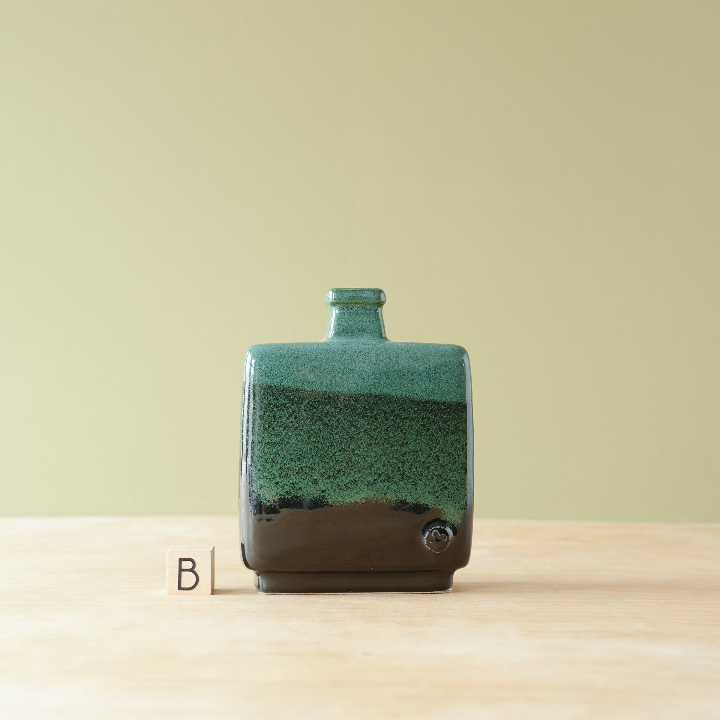 Simon | Bottle Collection