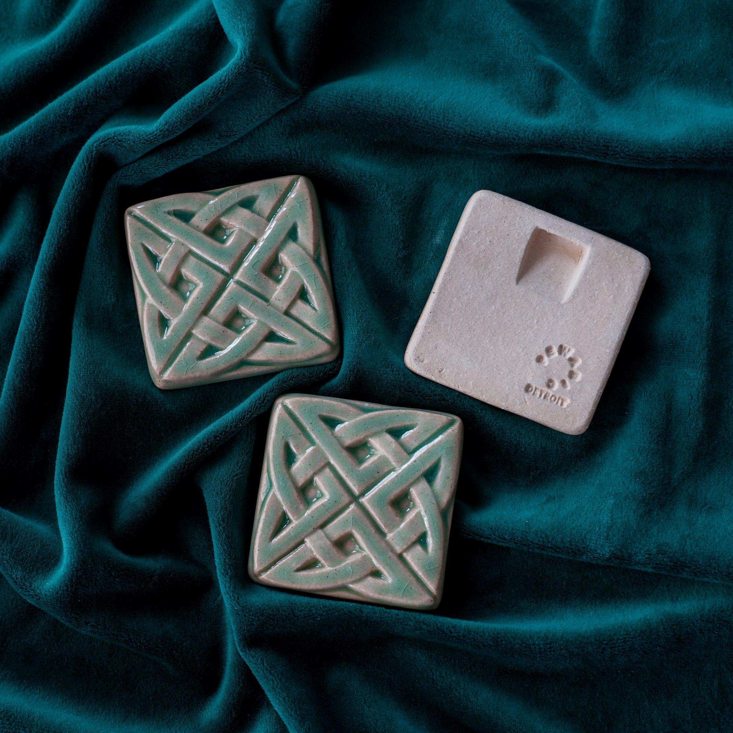 Eternity Knot Tile