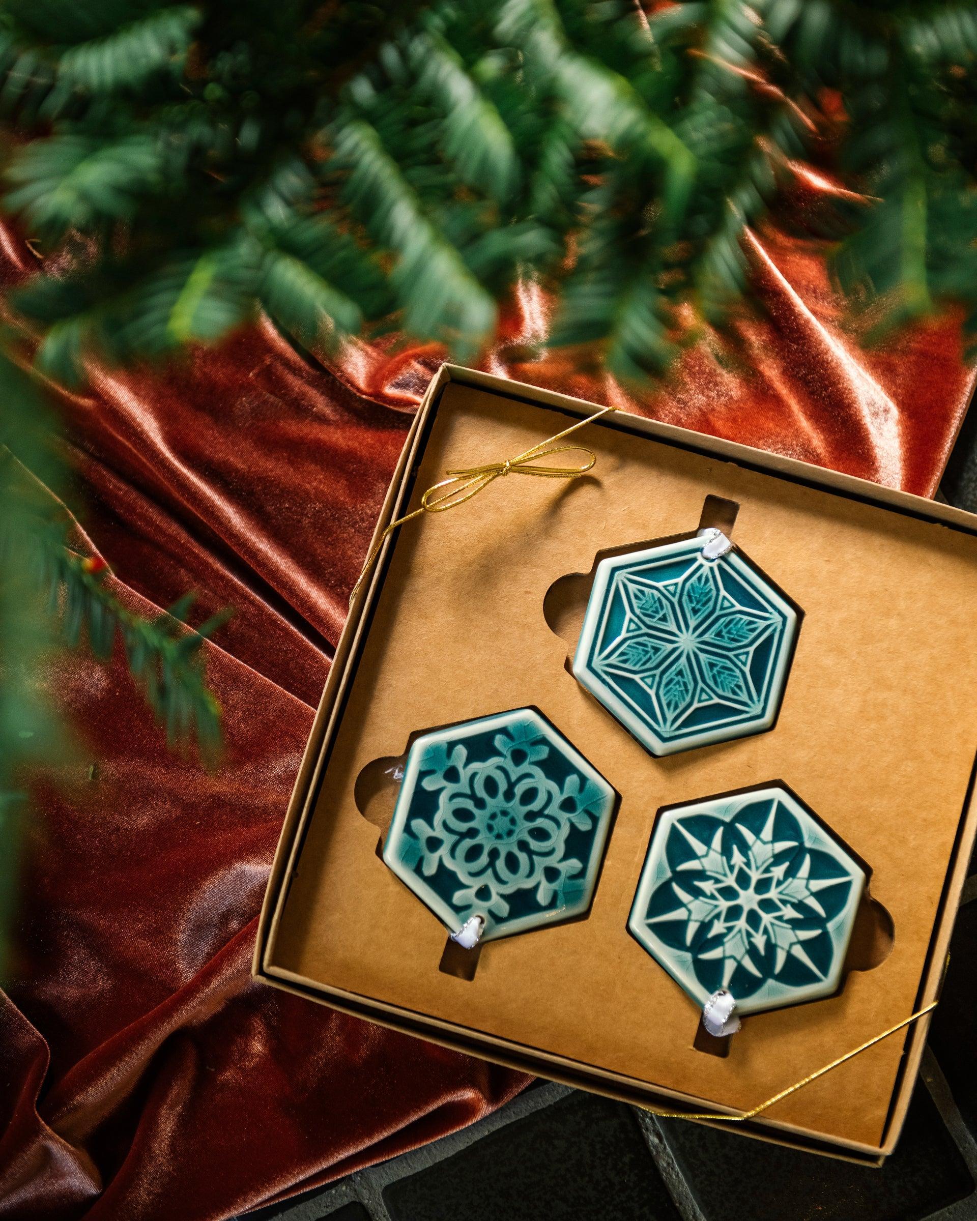 2025 Snowflake Set