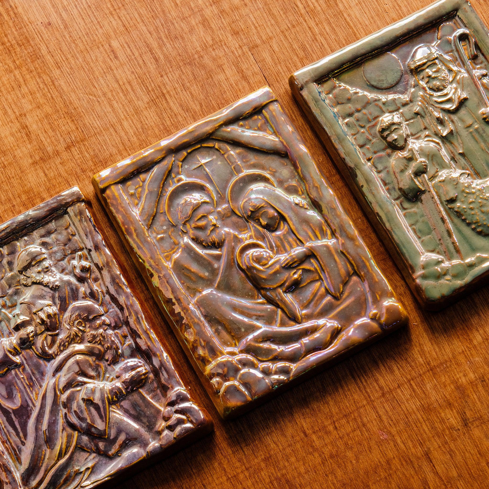 Nativity Tile | Iridescent