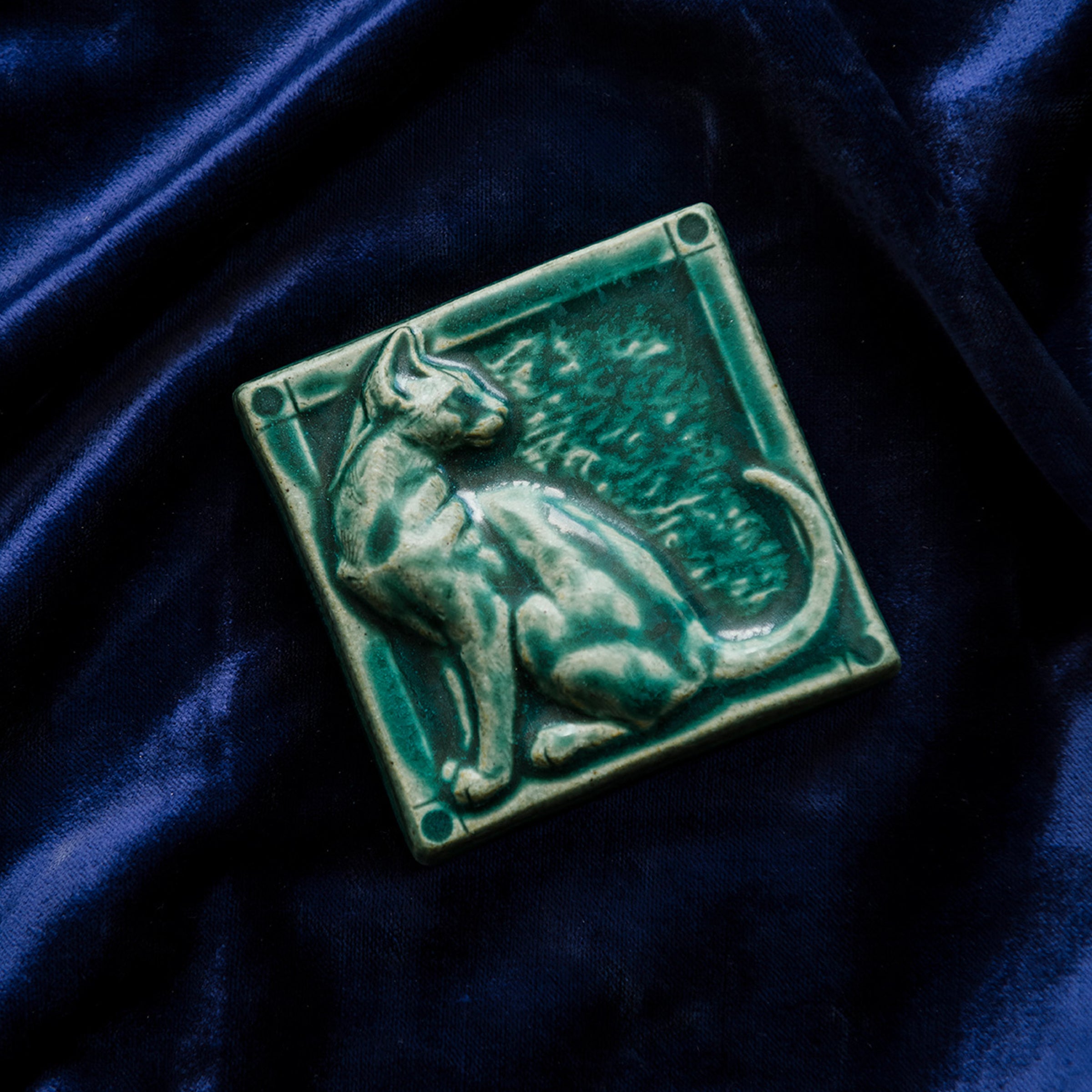 Sculpted Cat Tile