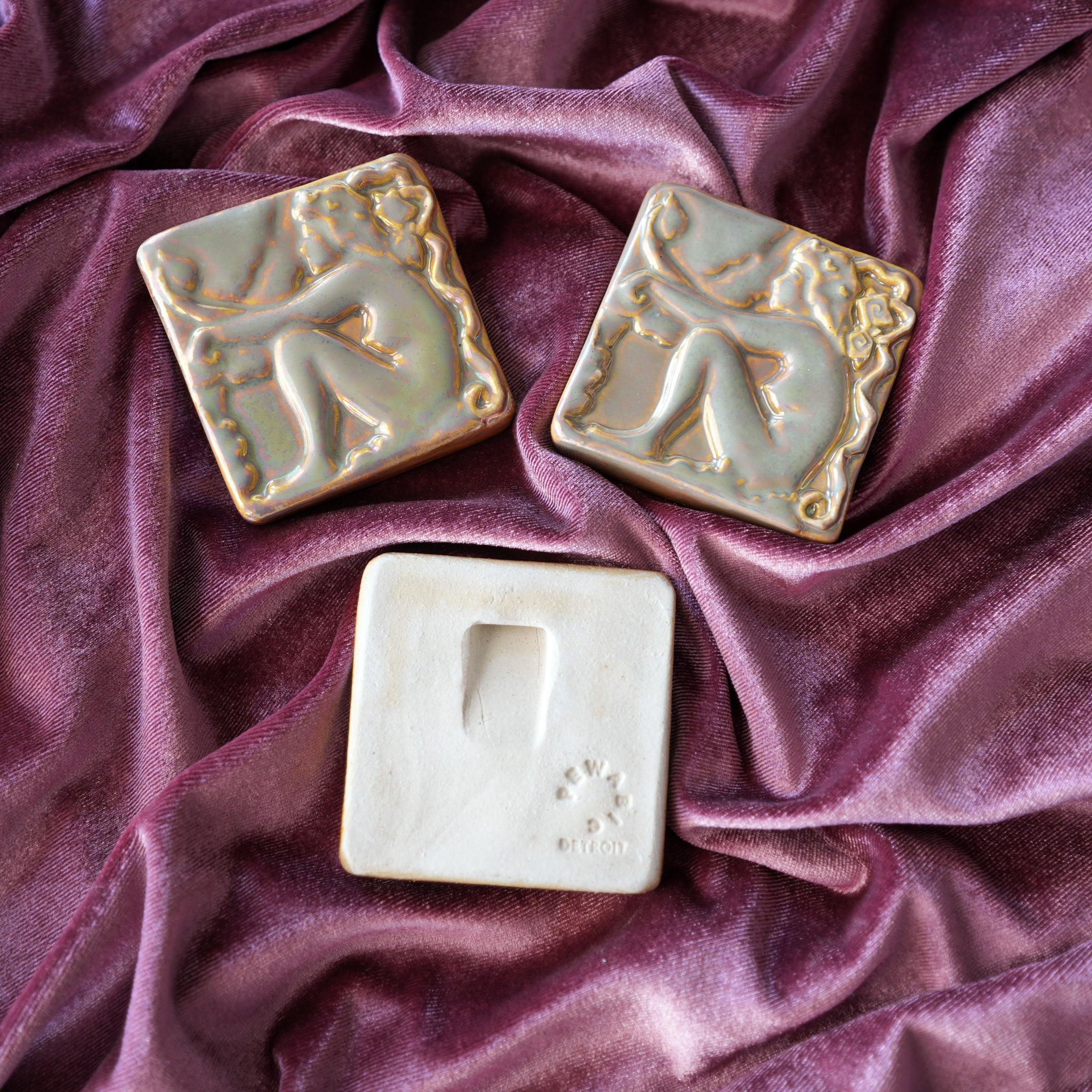 Gen's Valentine Tile | Iridescent