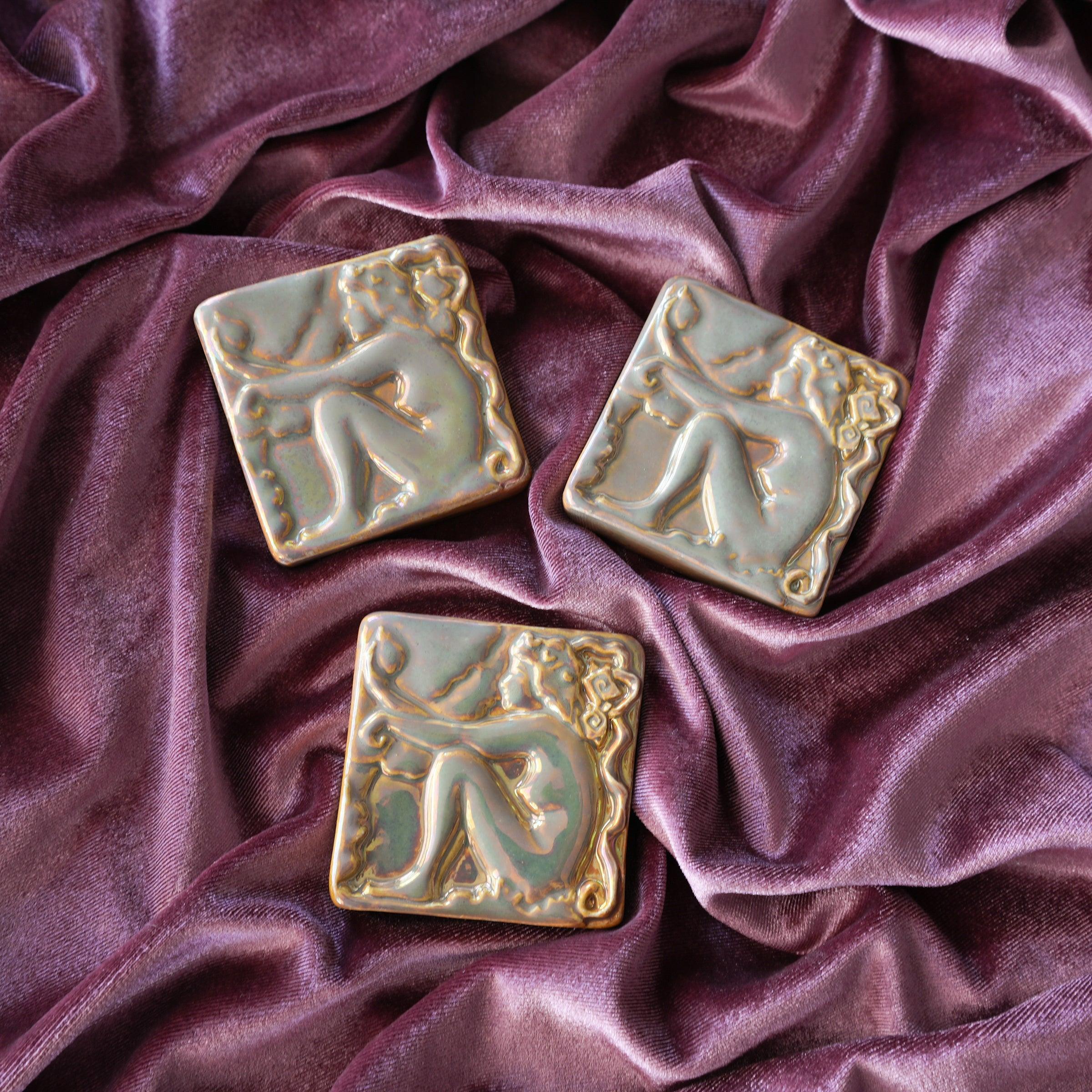 Gen's Valentine Tile | Iridescent